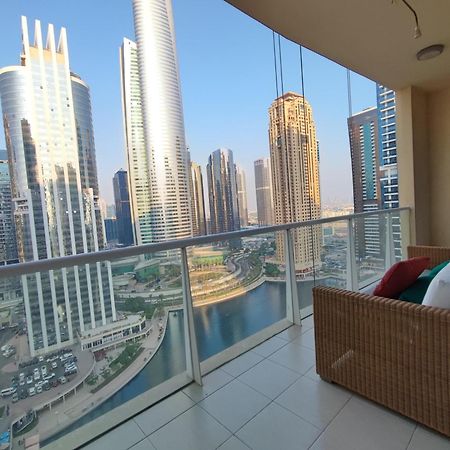 One Bedroom Apartment With Pool & Gym Near Marina Dubaj Kültér fotó